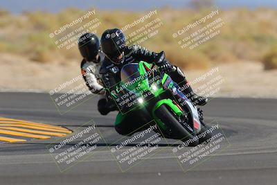 media/Oct-08-2022-SoCal Trackdays (Sat) [[1fc3beec89]]/Turn 16 (125pm)/